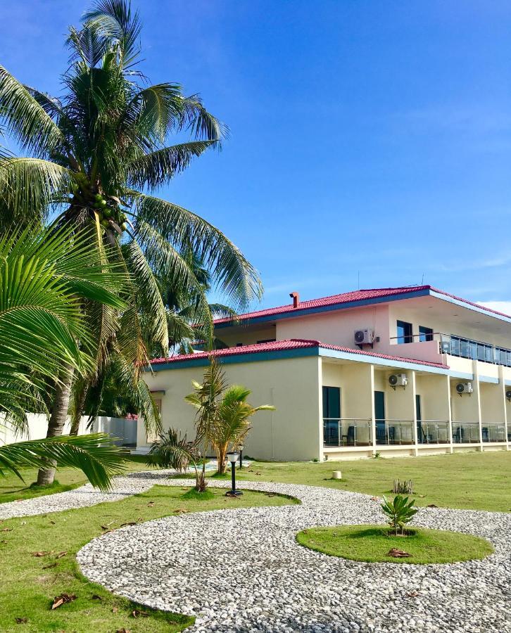 W Golf Resort Oslob Exterior foto