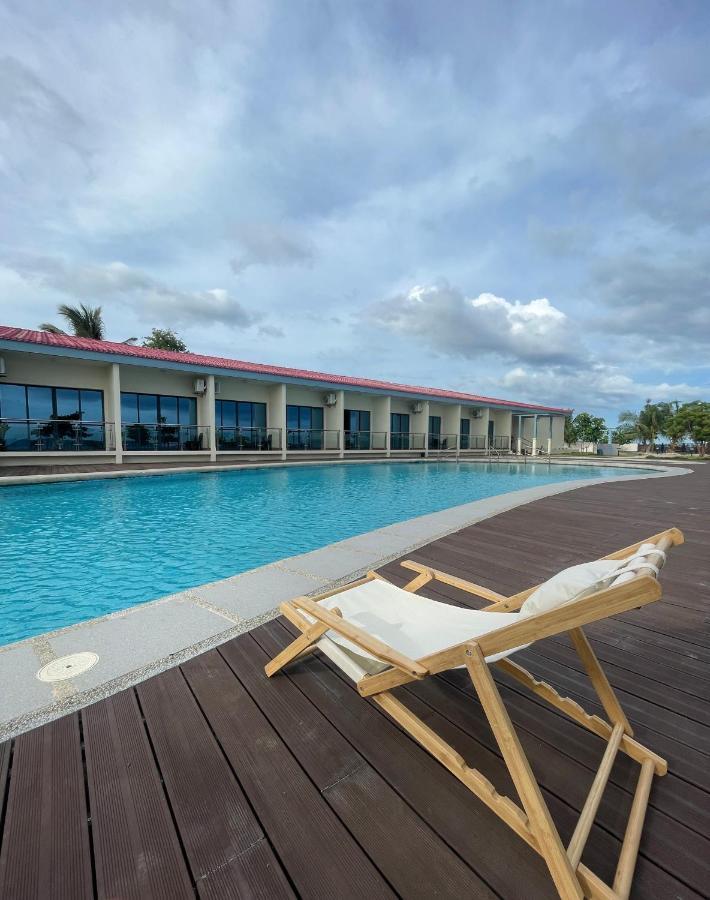 W Golf Resort Oslob Exterior foto