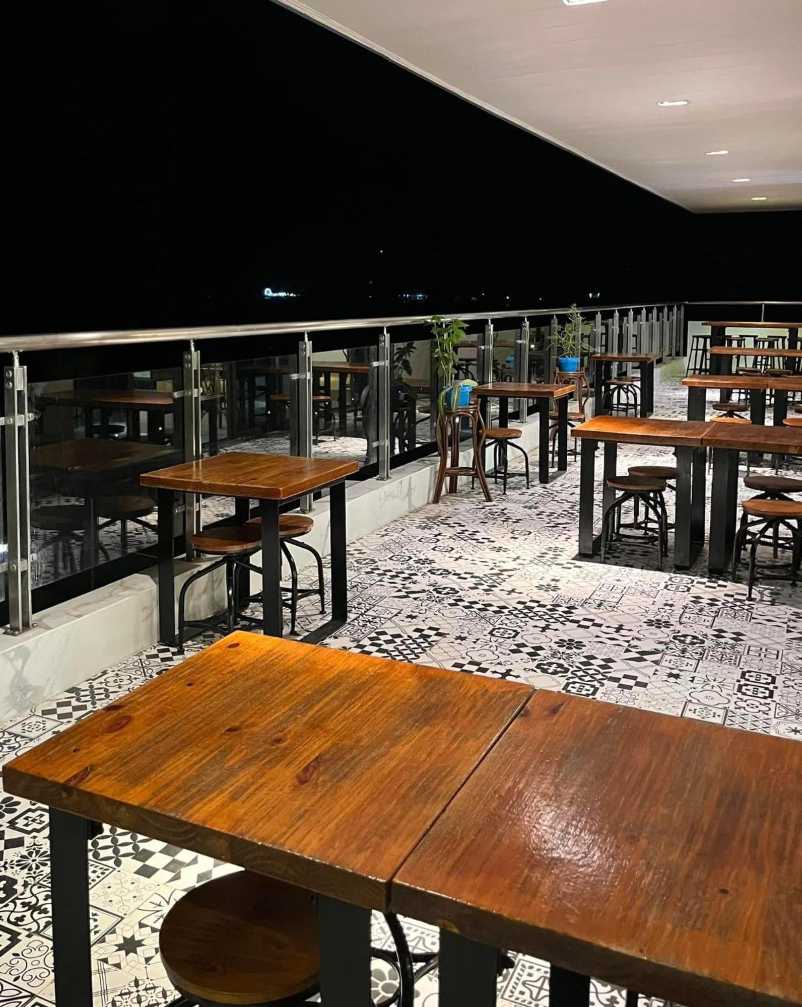 W Golf Resort Oslob Exterior foto