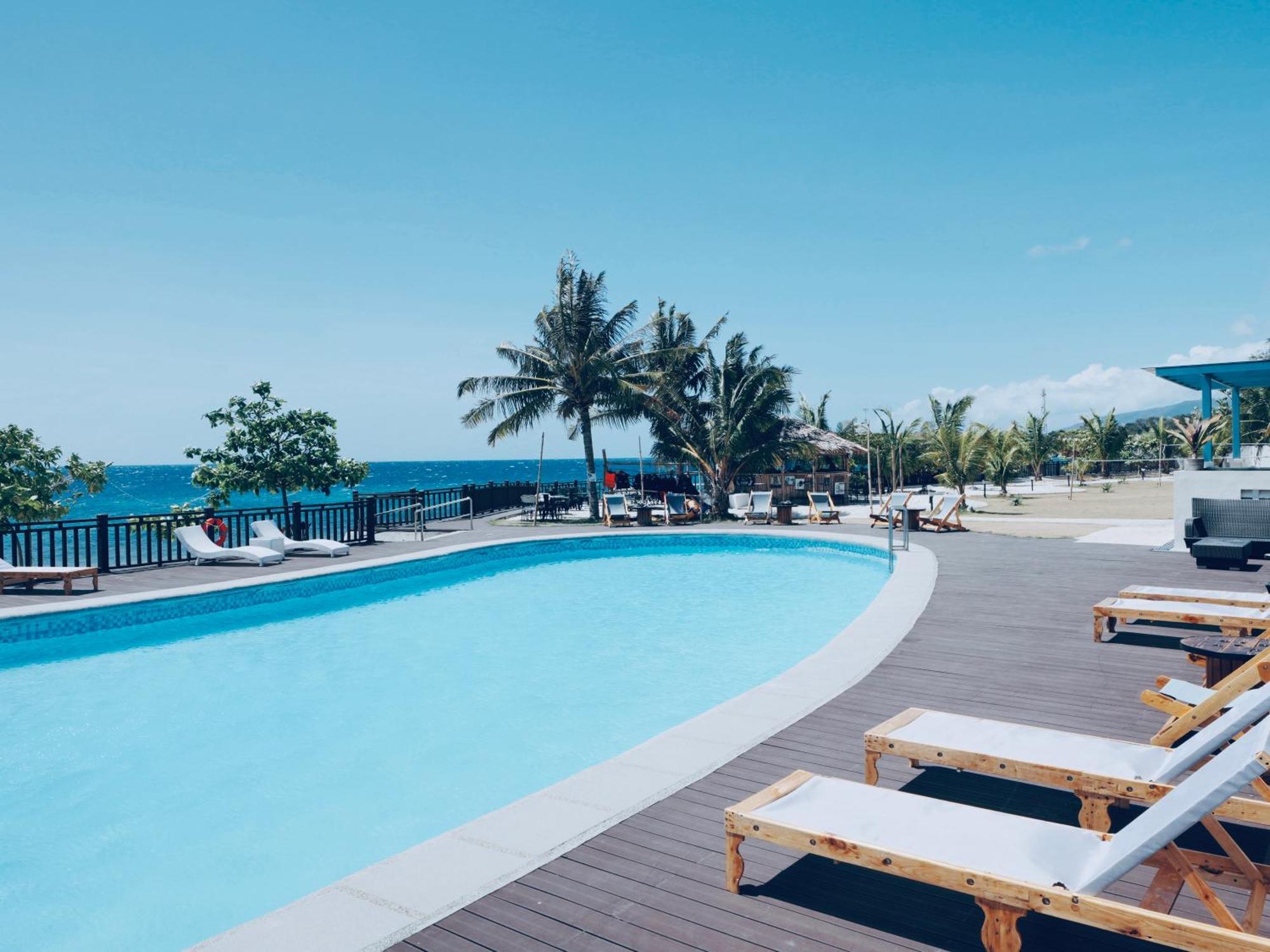 W Golf Resort Oslob Exterior foto